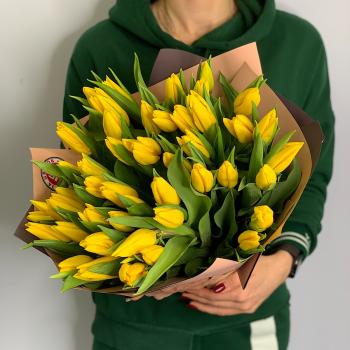Тюльпаны желтые 51 шт (артикул   148400)